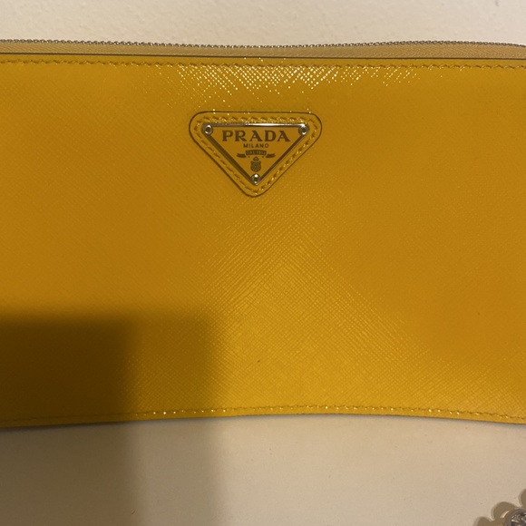 Authentic PRADA Shoulder Bag New With ALL original tags and Dustbage - Picture 7 of 11